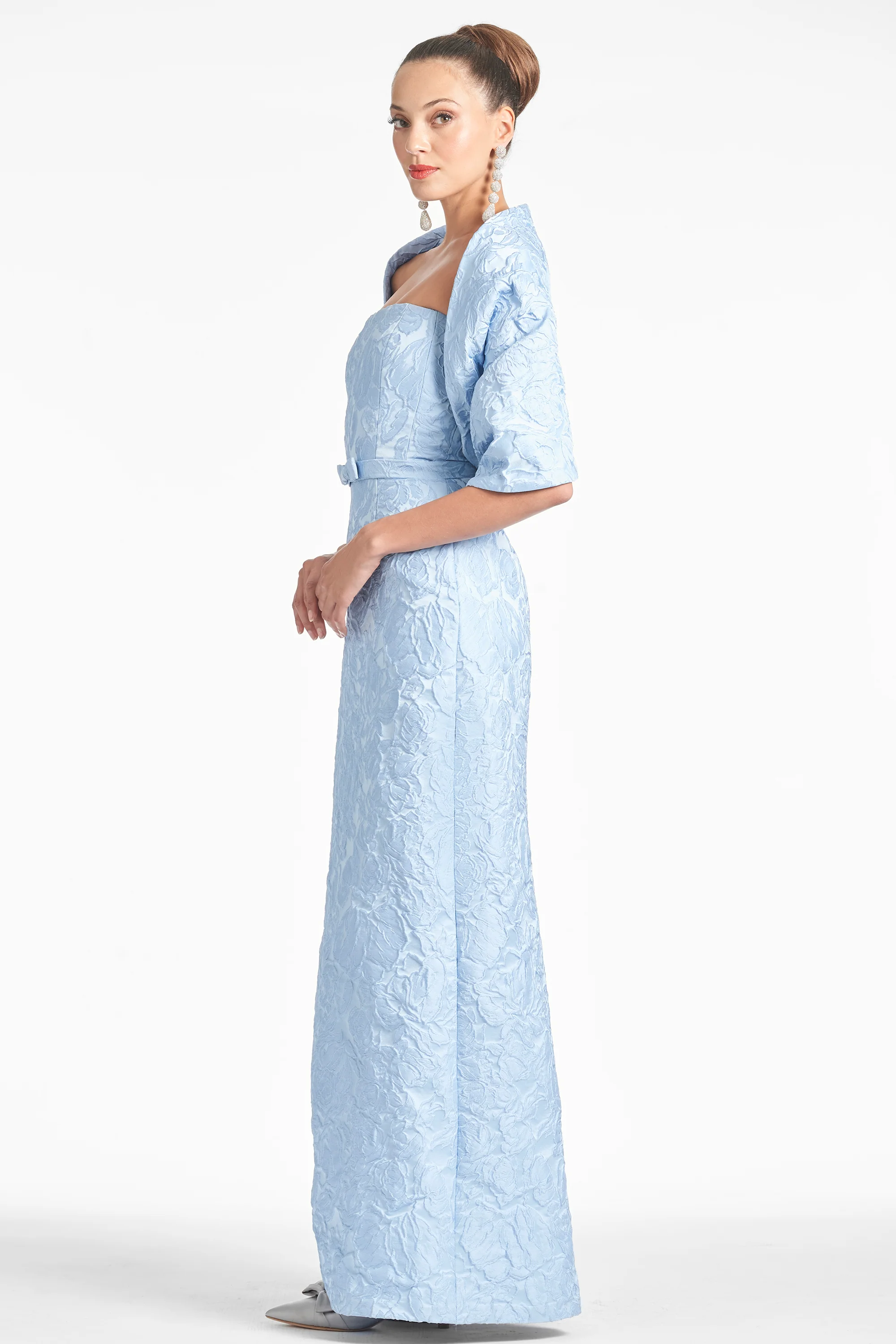 THE HUG SHAWL - ICE BLUE JACQUARD CLOQUE - Image 4